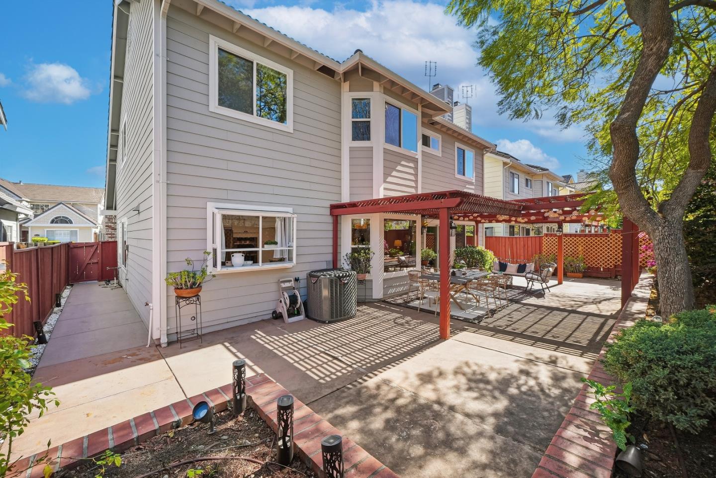 Detail Gallery Image 46 of 61 For 1601 Adolfo Dr, San Jose,  CA 95131 - 4 Beds | 2/1 Baths