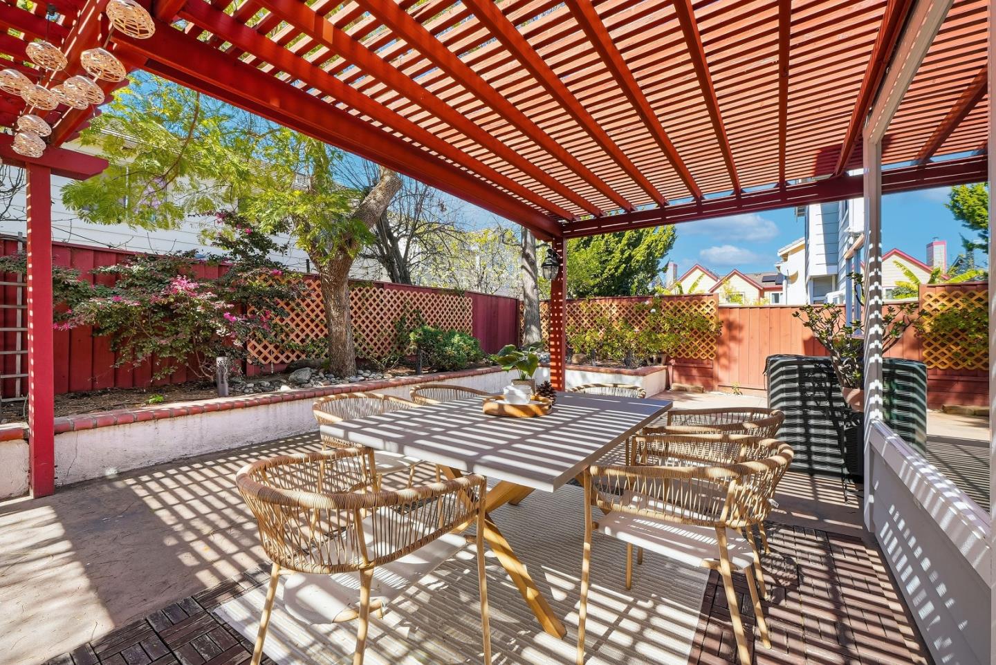 Detail Gallery Image 50 of 61 For 1601 Adolfo Dr, San Jose,  CA 95131 - 4 Beds | 2/1 Baths