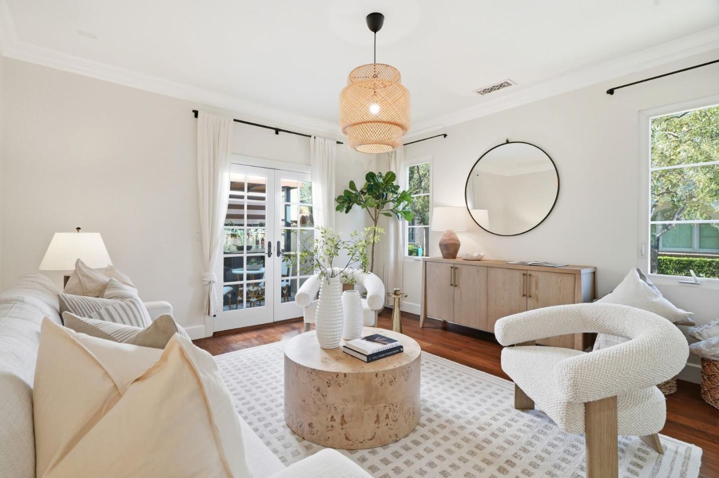 Detail Gallery Image 20 of 71 For 1338 Las Casitas Ct, San Jose,  CA 95126 - 3 Beds | 2/1 Baths