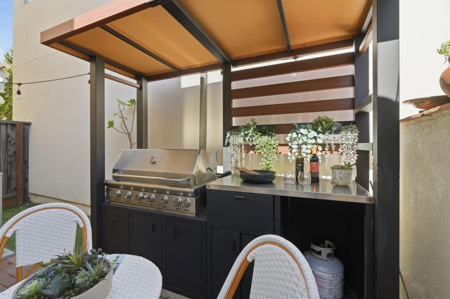 Detail Gallery Image 26 of 71 For 1338 Las Casitas Ct, San Jose,  CA 95126 - 3 Beds | 2/1 Baths