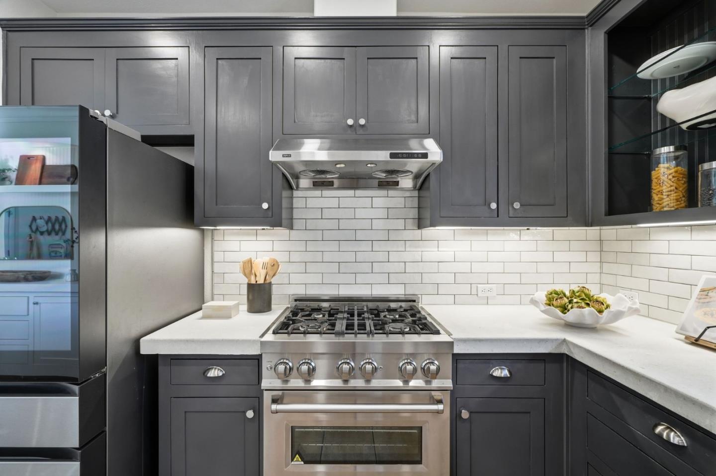 Detail Gallery Image 34 of 71 For 1338 Las Casitas Ct, San Jose,  CA 95126 - 3 Beds | 2/1 Baths