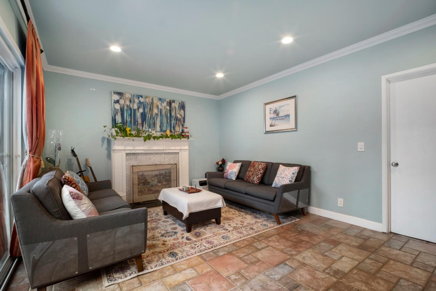 Detail Gallery Image 14 of 38 For 1666 Blossom Hill Rd, San Jose,  CA 95124 - 4 Beds | 2 Baths