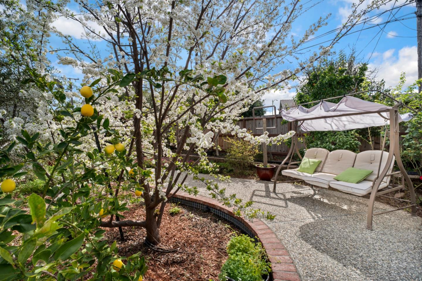 Detail Gallery Image 30 of 38 For 1666 Blossom Hill Rd, San Jose,  CA 95124 - 4 Beds | 2 Baths