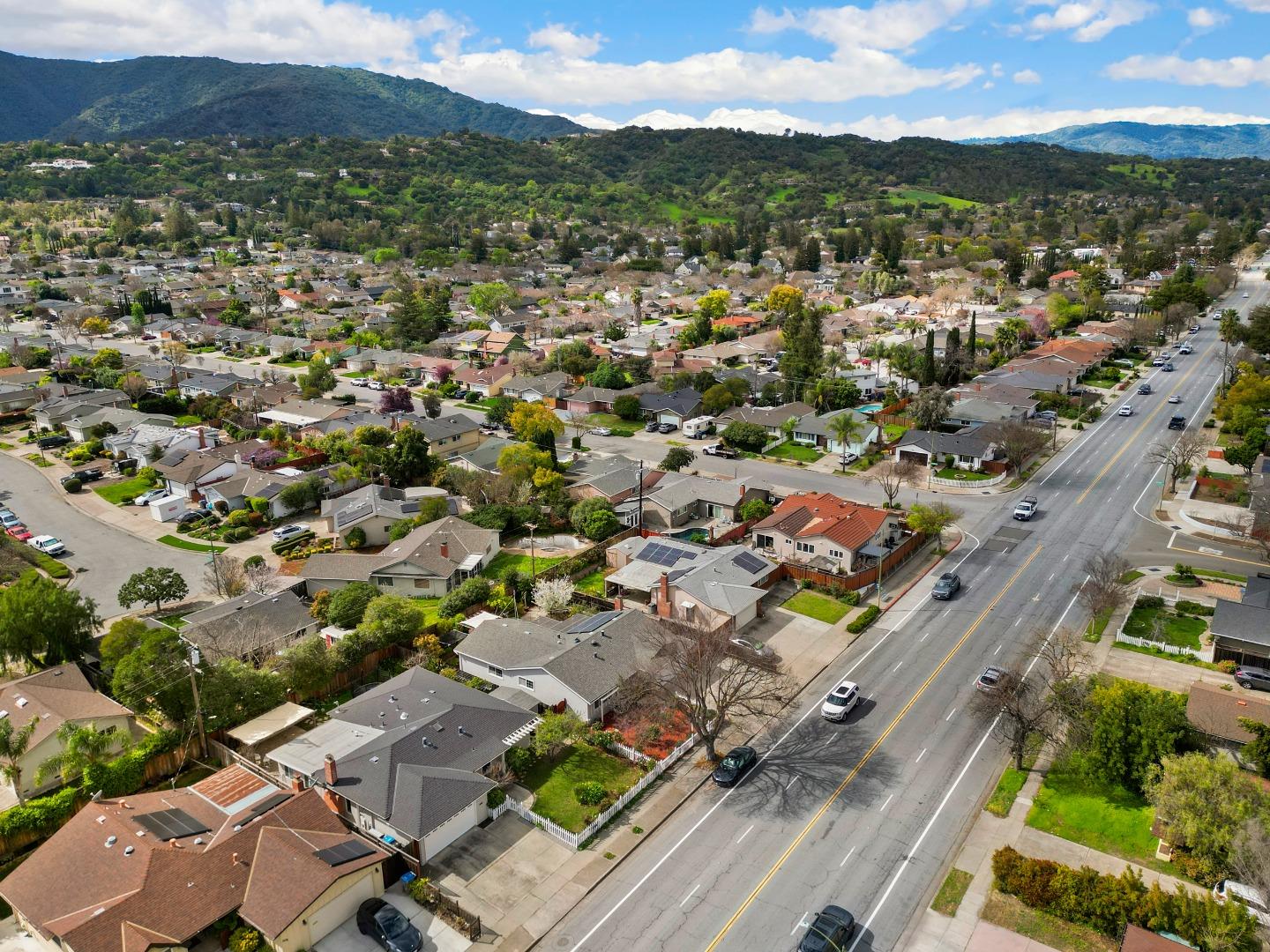 Detail Gallery Image 36 of 38 For 1666 Blossom Hill Rd, San Jose,  CA 95124 - 4 Beds | 2 Baths