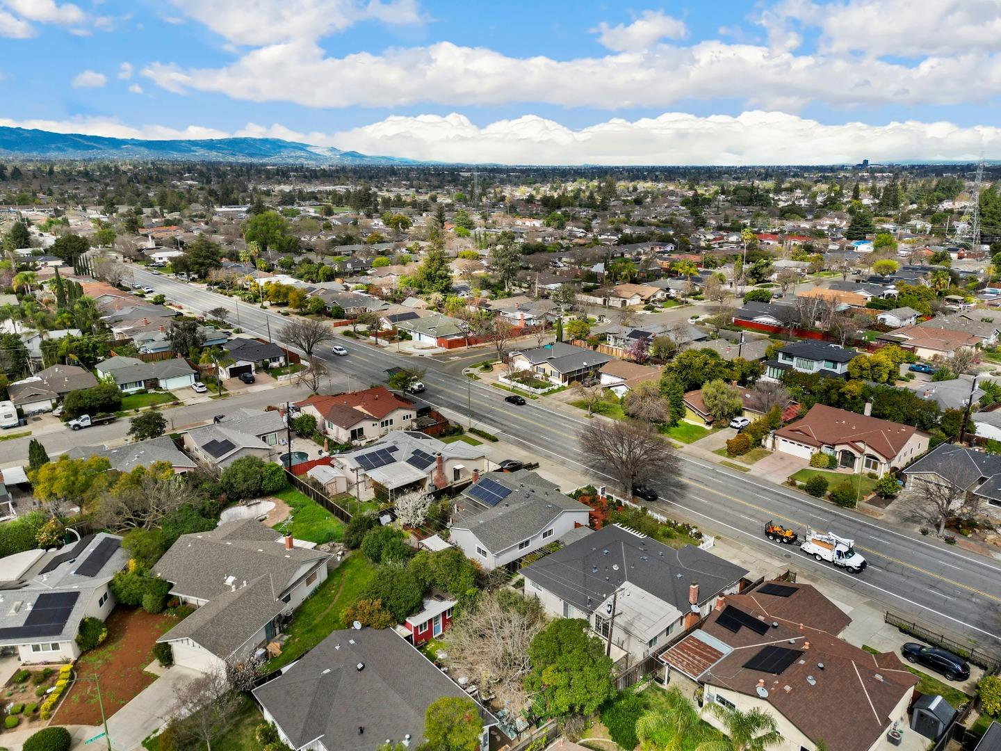 Detail Gallery Image 37 of 38 For 1666 Blossom Hill Rd, San Jose,  CA 95124 - 4 Beds | 2 Baths