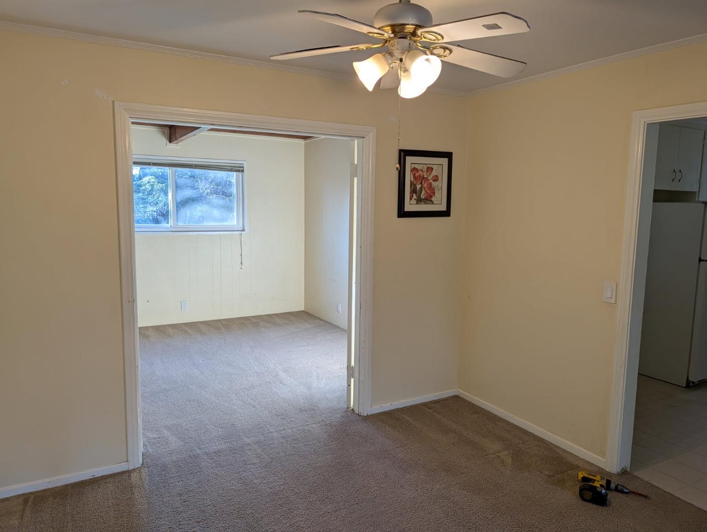 Detail Gallery Image 2 of 11 For 1049 Haven Ave, Redwood City,  CA 94063 - 2 Beds | 1 Baths