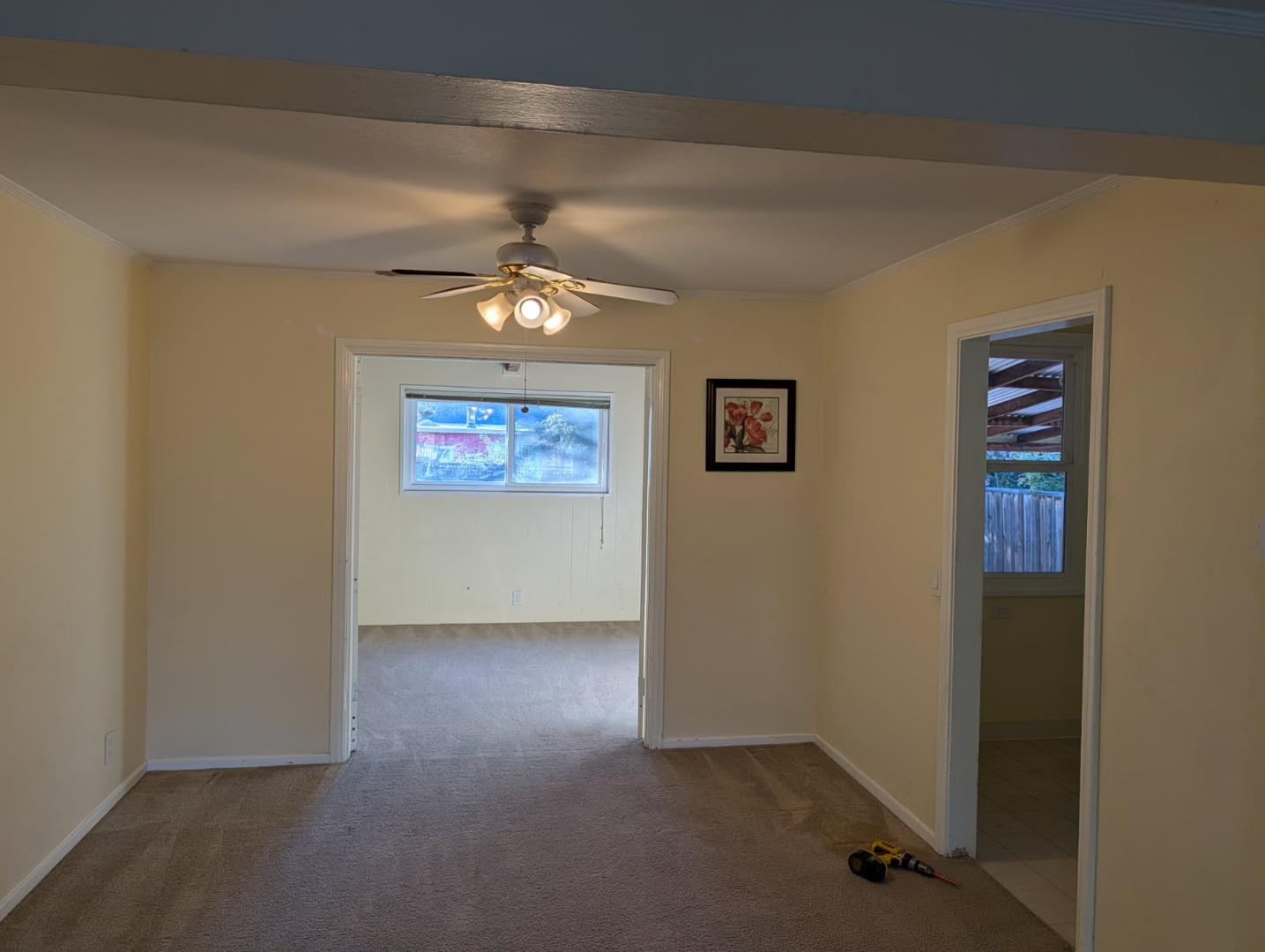 Detail Gallery Image 7 of 11 For 1049 Haven Ave, Redwood City,  CA 94063 - 2 Beds | 1 Baths