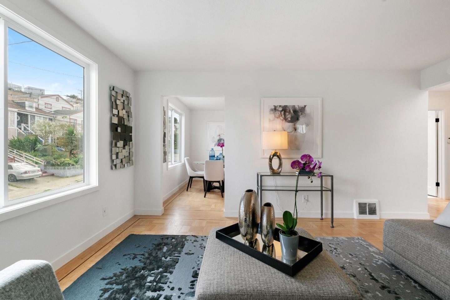 Detail Gallery Image 12 of 39 For 80 Vienna St, San Francisco,  CA 94112 - 2 Beds | 1 Baths