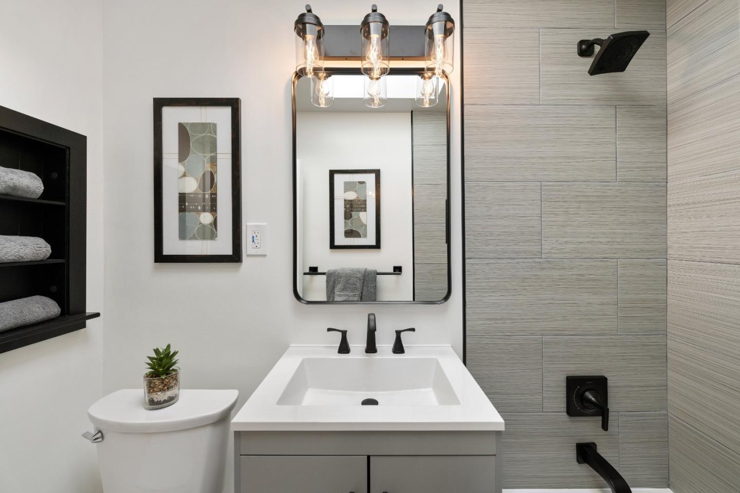 Detail Gallery Image 25 of 39 For 80 Vienna St, San Francisco,  CA 94112 - 2 Beds | 1 Baths