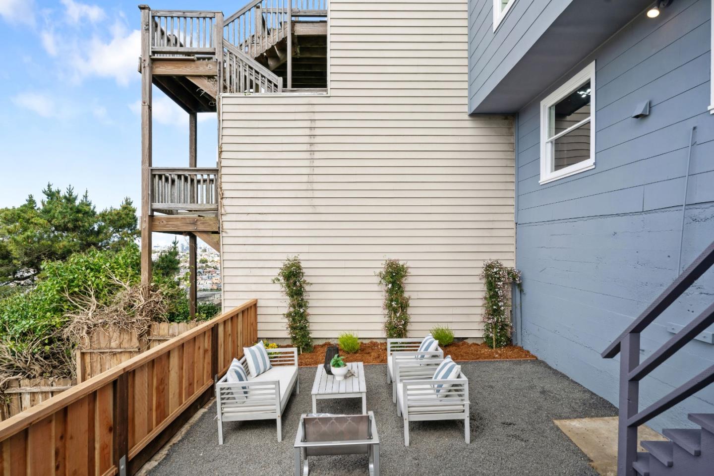 Detail Gallery Image 33 of 39 For 80 Vienna St, San Francisco,  CA 94112 - 2 Beds | 1 Baths