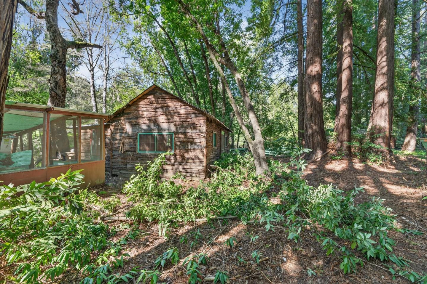 Detail Gallery Image 11 of 24 For 3215 Woodside Rd, Woodside,  CA 94062 - 4 Beds | 2/1 Baths