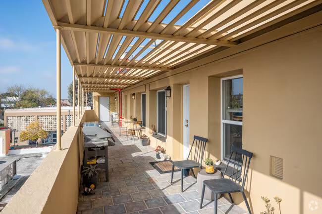 Detail Gallery Image 3 of 13 For 411 California Ave #A5,  Palo Alto,  CA 94306 - 1 Beds | 1 Baths