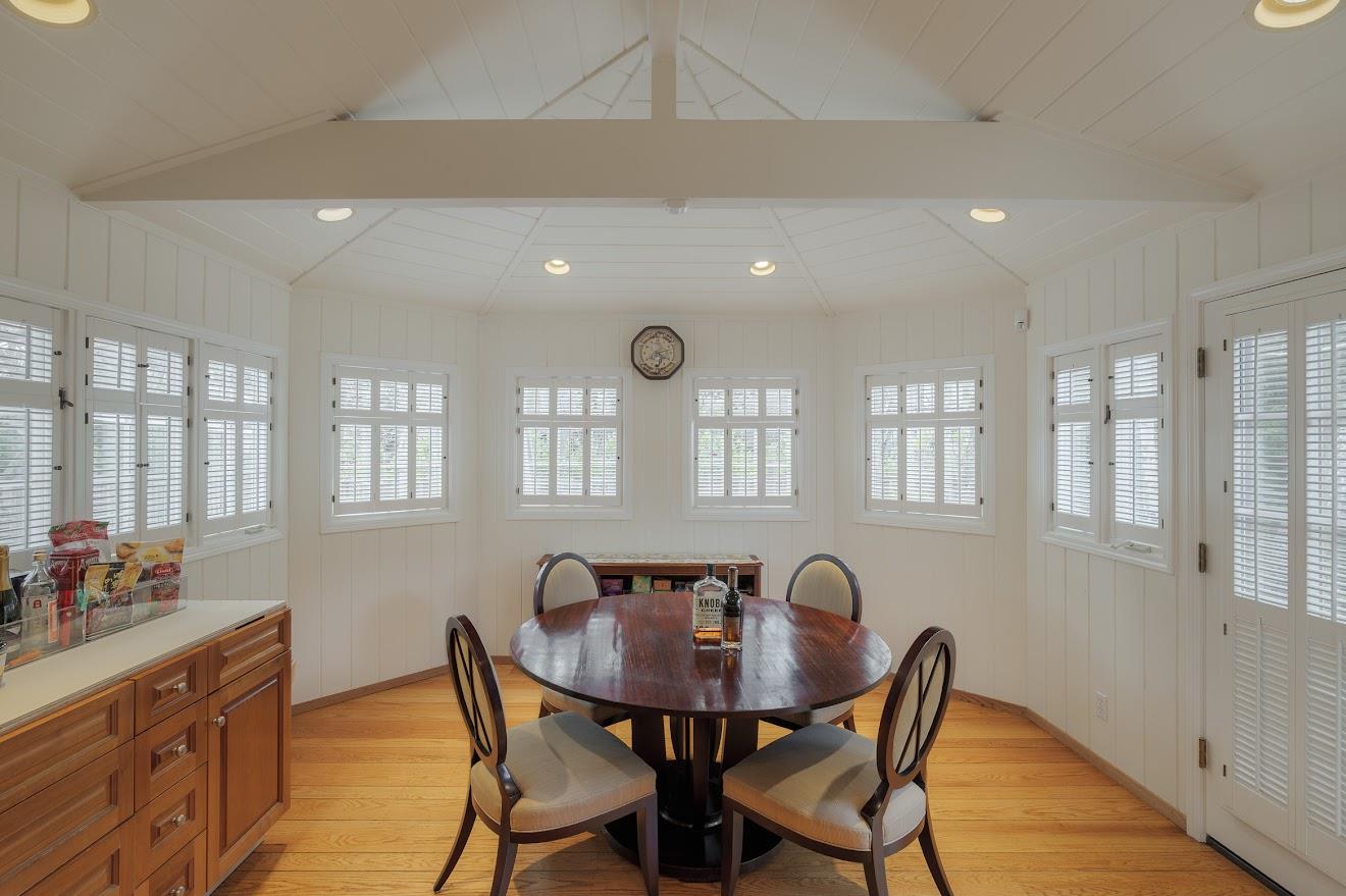 Detail Gallery Image 4 of 9 For 115 Southwood Dr, Palo Alto,  CA 94301 - 3 Beds | 2 Baths