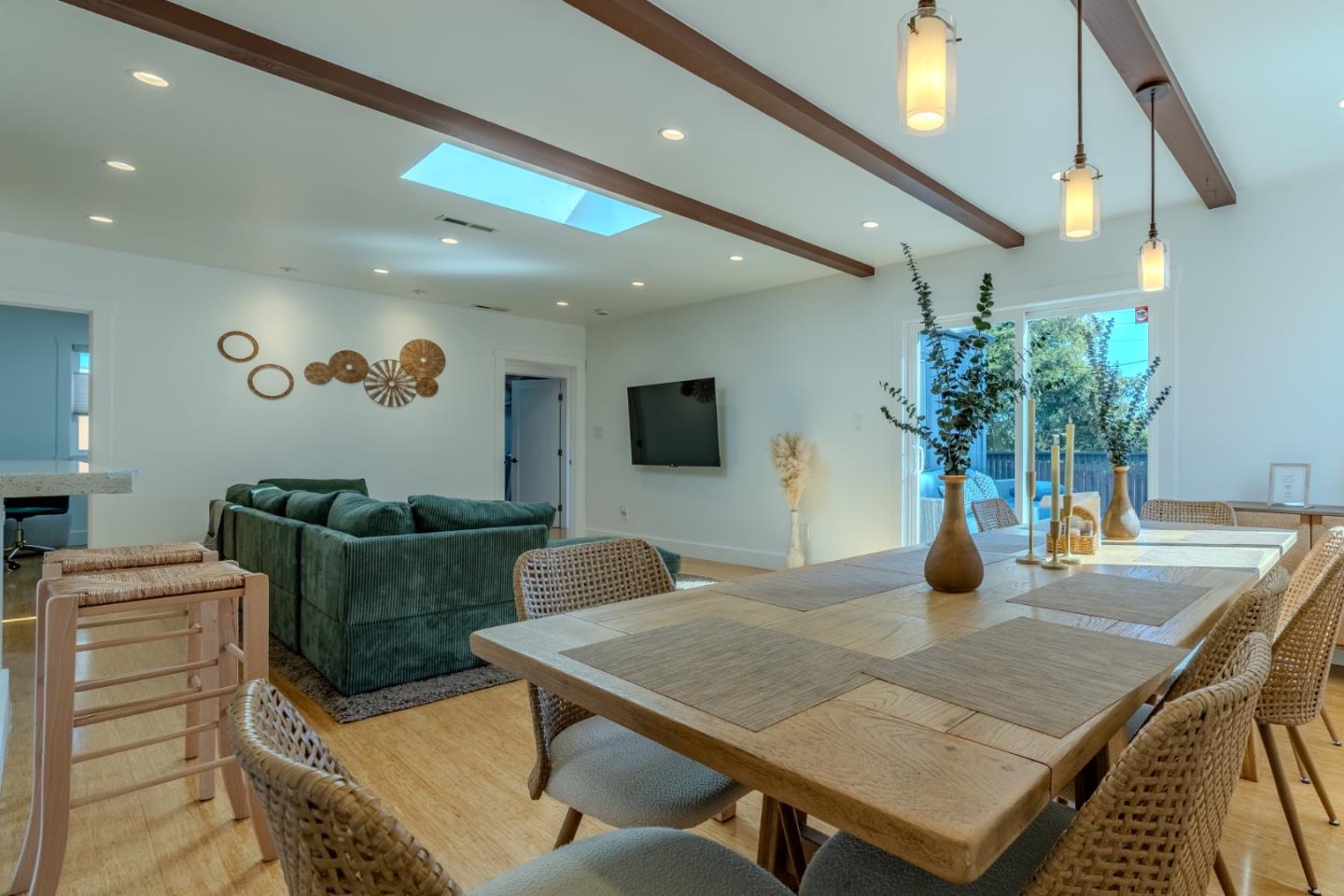 Detail Gallery Image 17 of 34 For 608 7th Ave, San Bruno,  CA 94066 - 4 Beds | 2 Baths