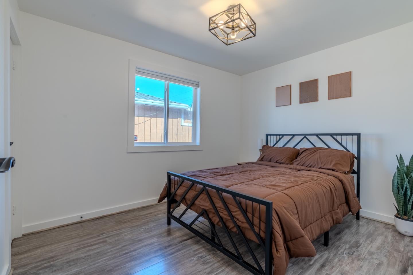 Detail Gallery Image 26 of 34 For 608 7th Ave, San Bruno,  CA 94066 - 4 Beds | 2 Baths