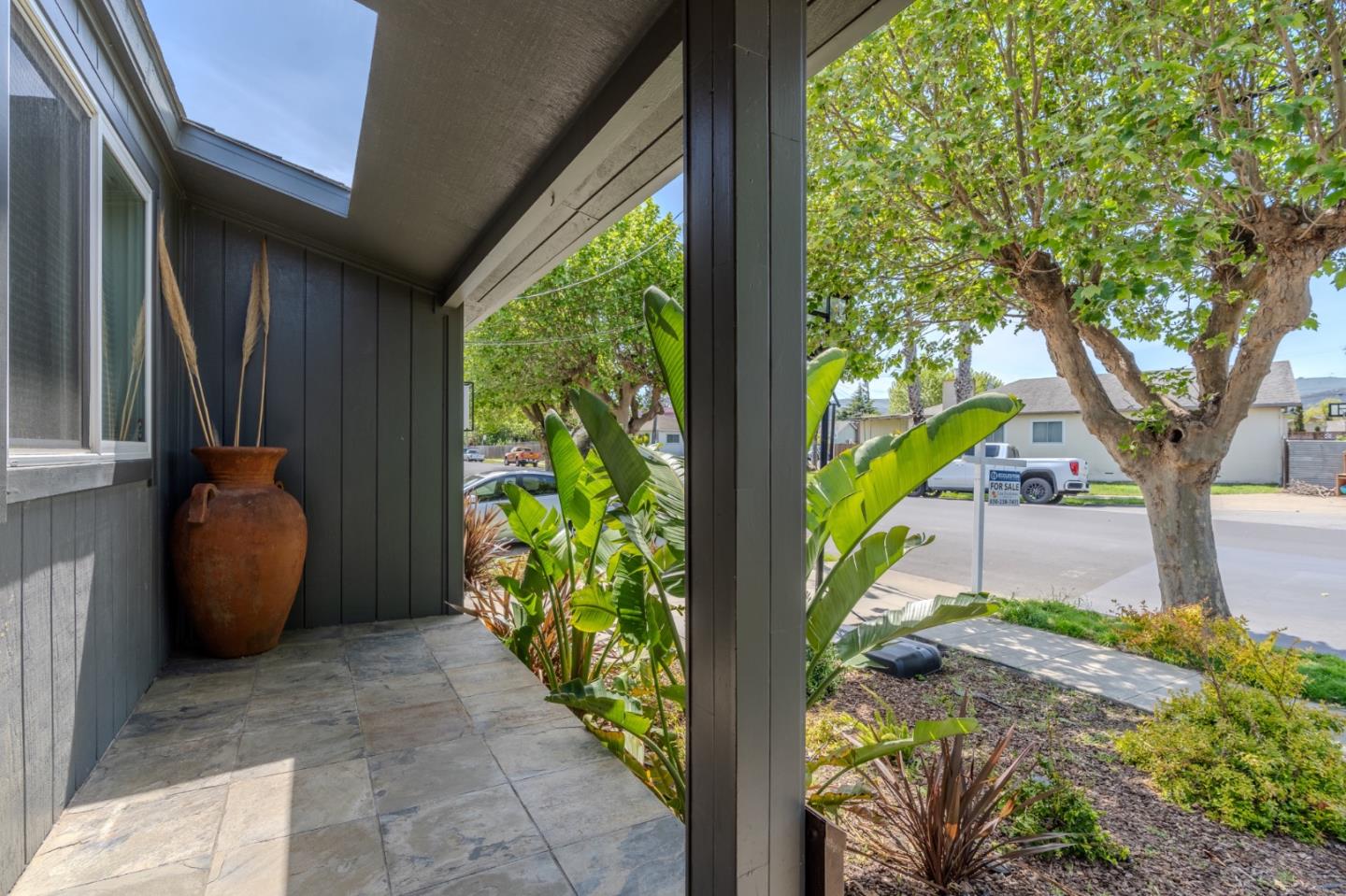 Detail Gallery Image 3 of 34 For 608 7th Ave, San Bruno,  CA 94066 - 4 Beds | 2 Baths