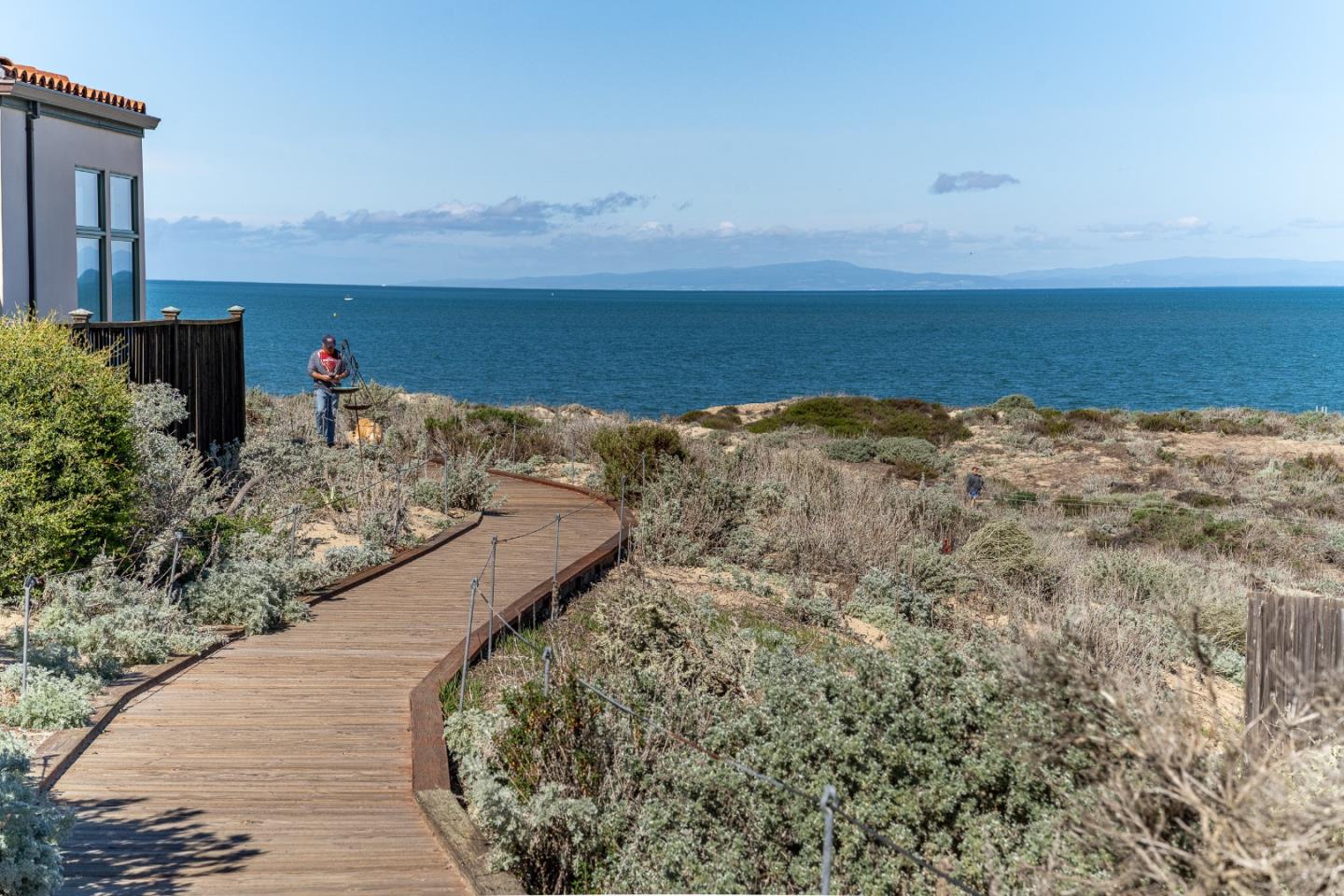 Detail Gallery Image 6 of 14 For 22 Spray Ave, Monterey,  CA 93940 - – Beds | – Baths