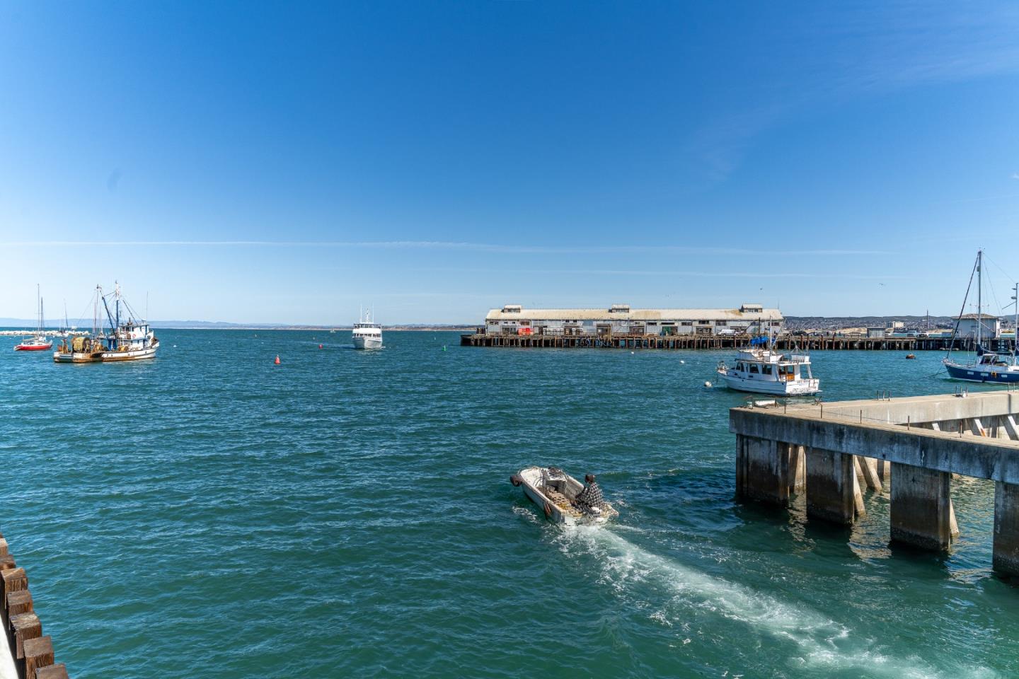 Detail Gallery Image 9 of 14 For 22 Spray Ave, Monterey,  CA 93940 - – Beds | – Baths