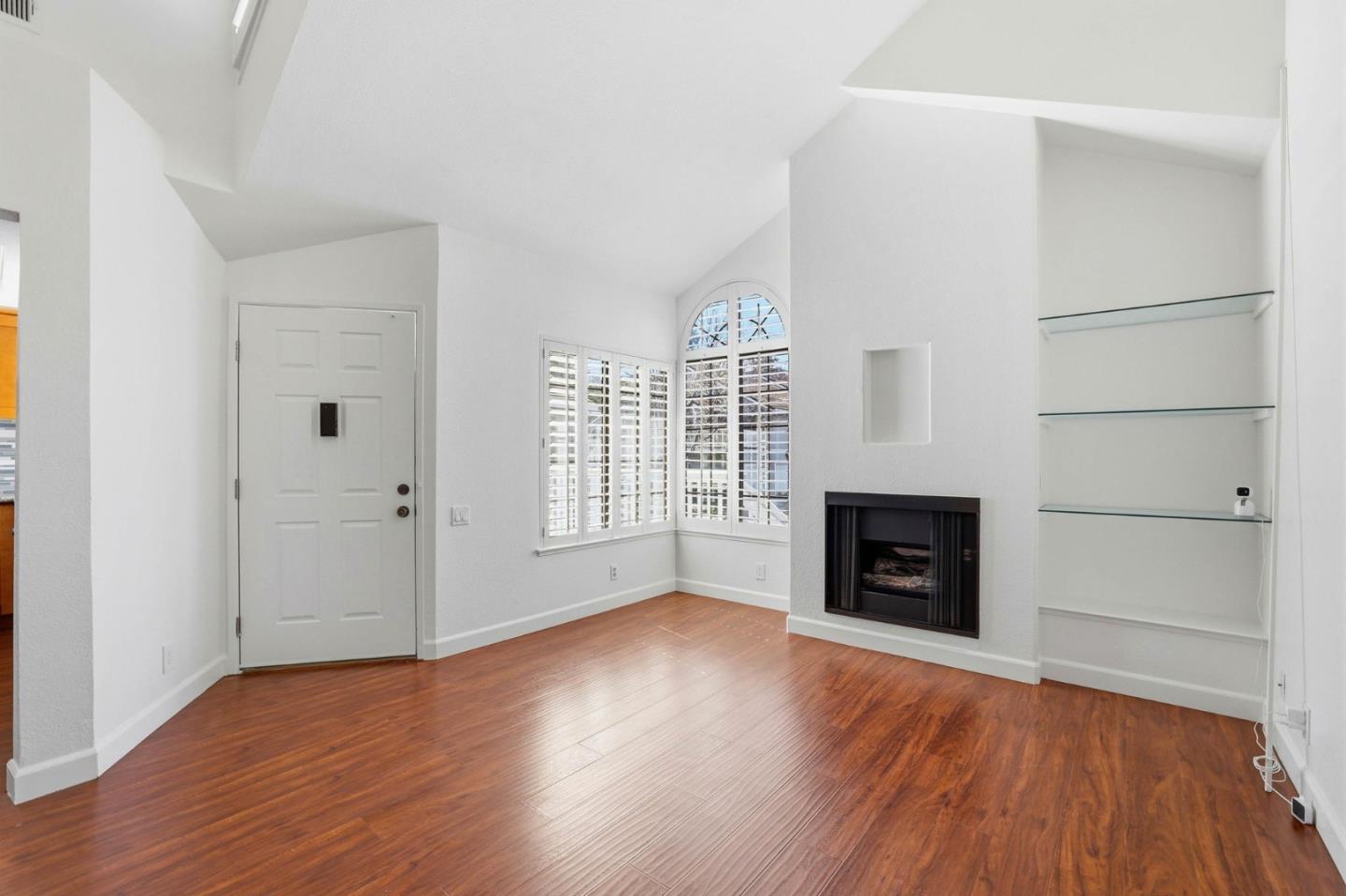 Photo #12: ML82037424 Listing: Photo #12