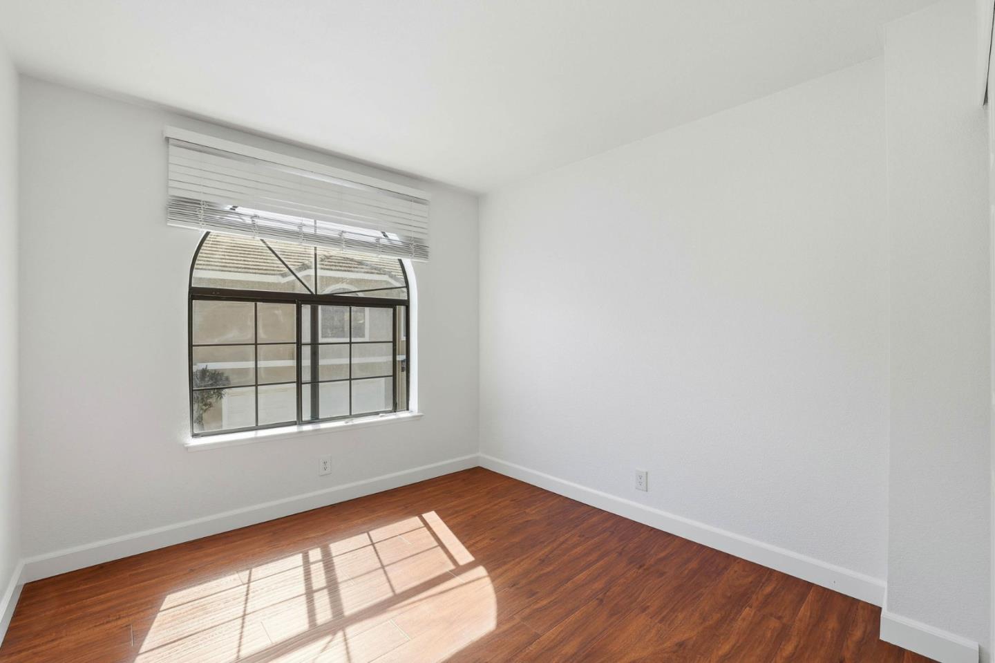 Photo #27: ML82037424 Listing: Photo #27