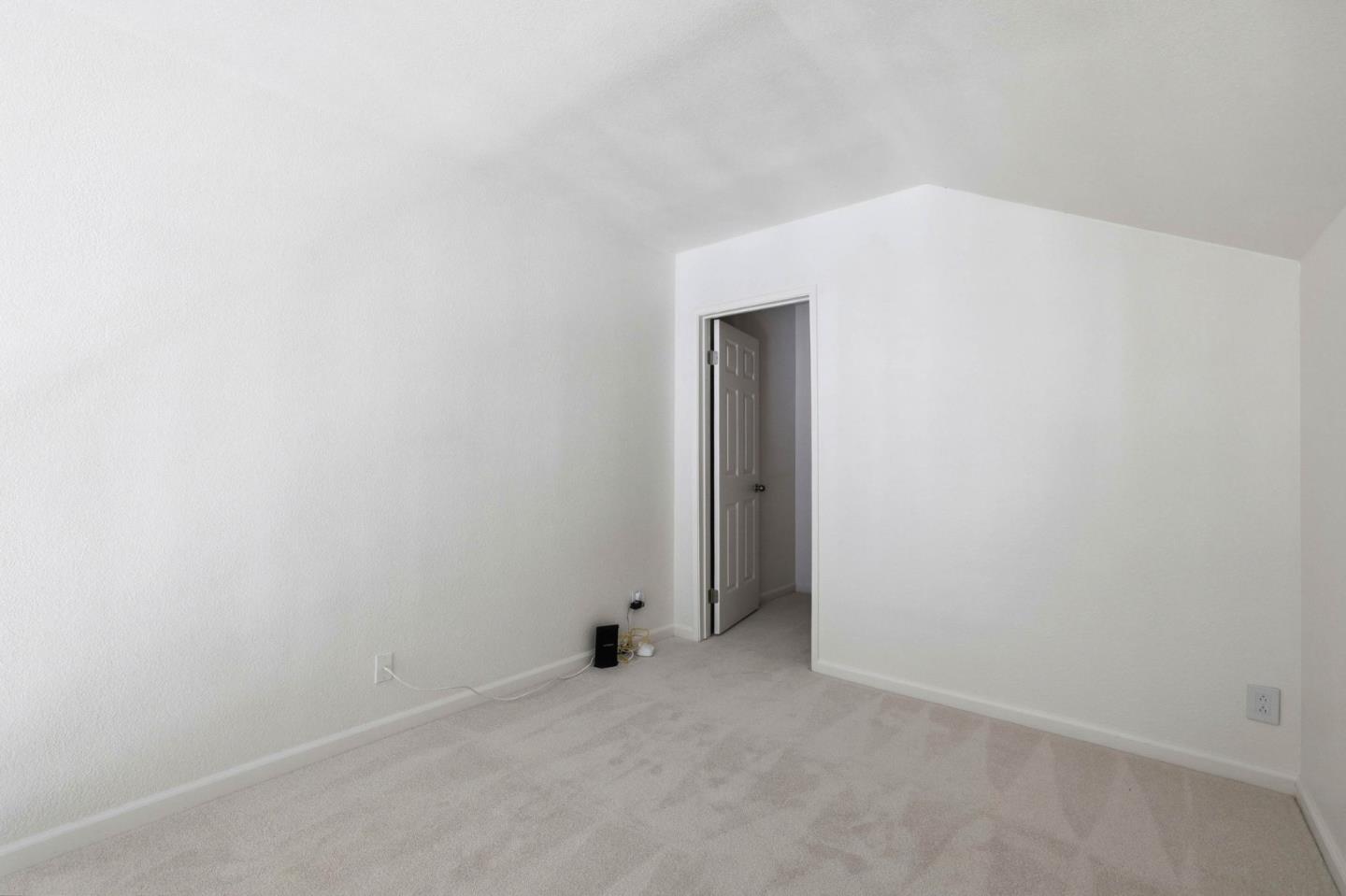 Photo #30: ML82037424 Listing: Photo #30