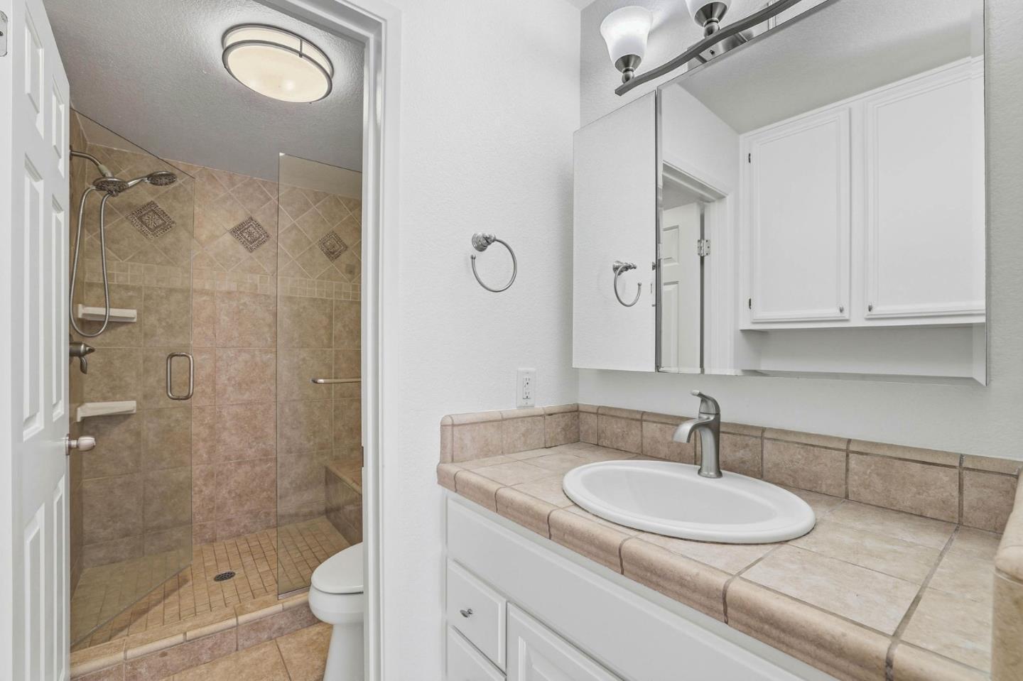 Photo #33: ML82037424 Listing: Photo #33