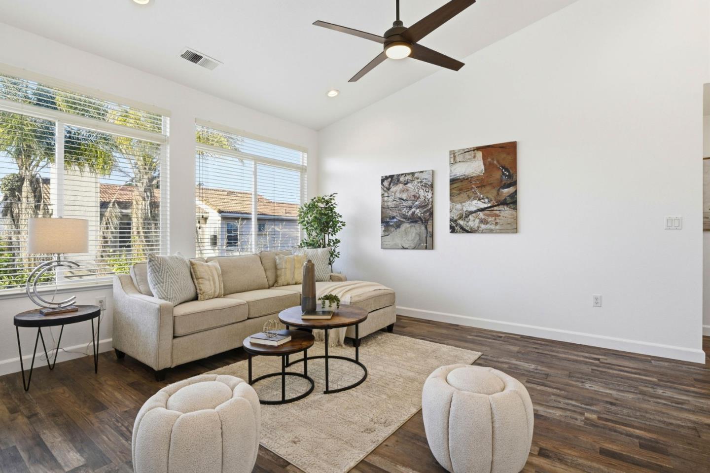 Detail Gallery Image 14 of 62 For 2177 Ceynowa Ln, San Jose,  CA 95121 - 4 Beds | 2/1 Baths