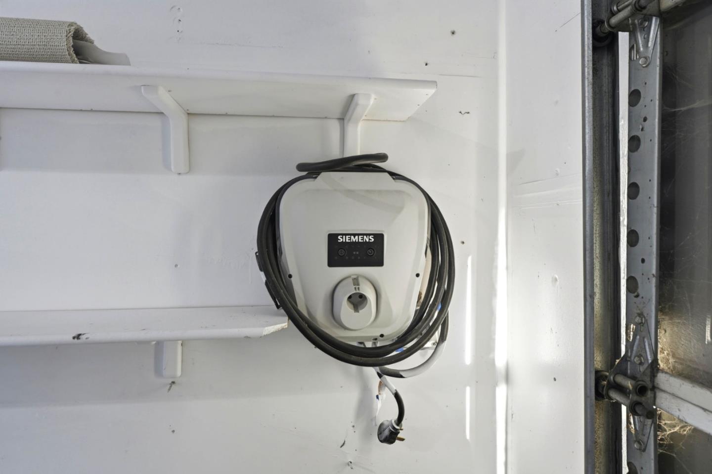 Detail Gallery Image 40 of 62 For 2177 Ceynowa Ln, San Jose,  CA 95121 - 4 Beds | 2/1 Baths