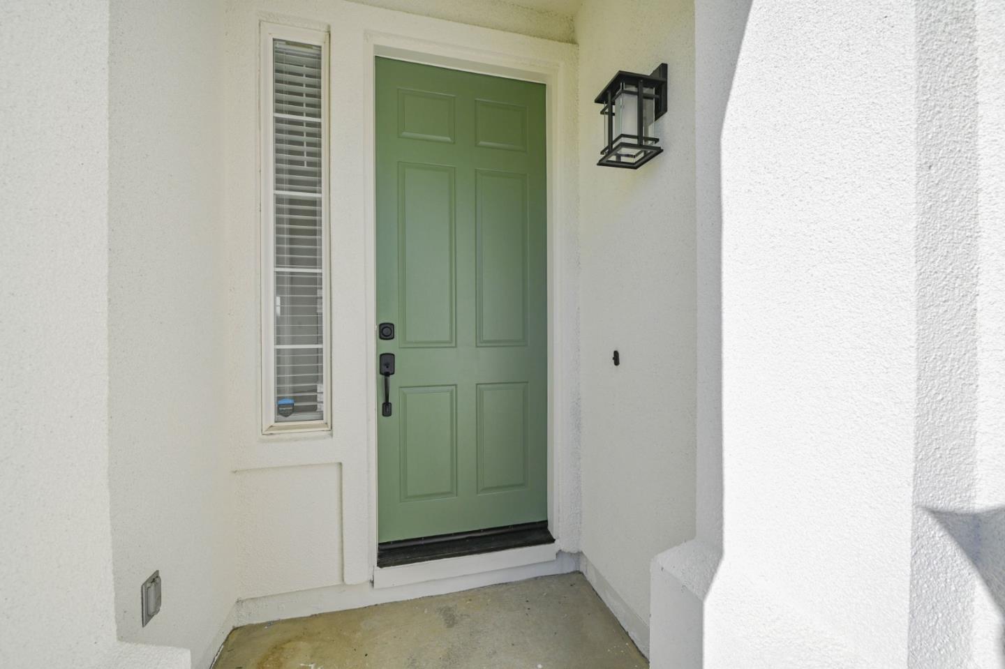 Detail Gallery Image 5 of 62 For 2177 Ceynowa Ln, San Jose,  CA 95121 - 4 Beds | 2/1 Baths