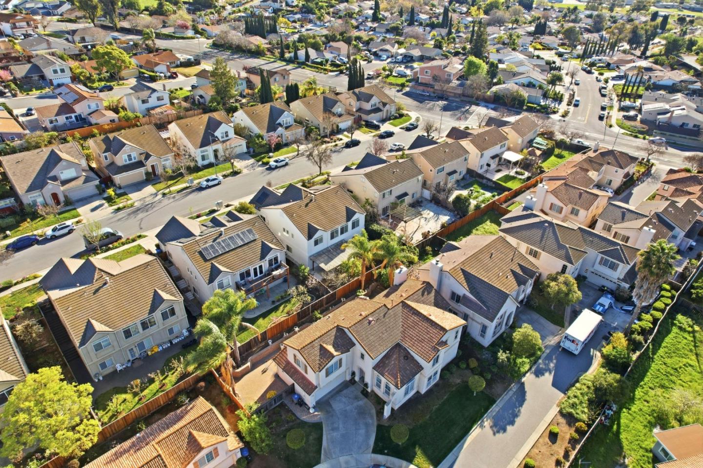 Detail Gallery Image 51 of 62 For 2177 Ceynowa Ln, San Jose,  CA 95121 - 4 Beds | 2/1 Baths