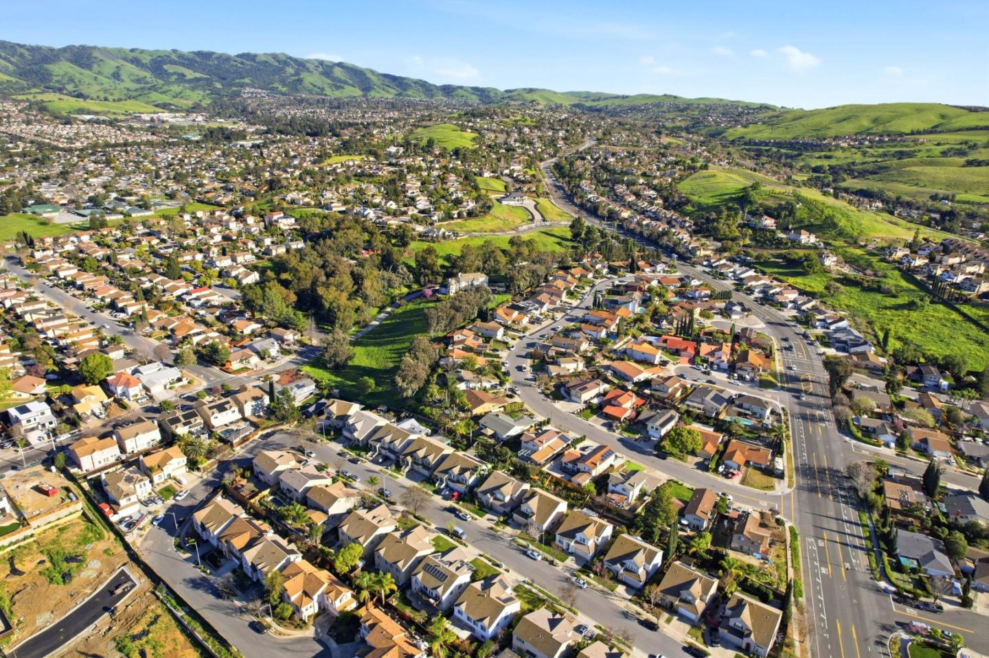 Detail Gallery Image 59 of 62 For 2177 Ceynowa Ln, San Jose,  CA 95121 - 4 Beds | 2/1 Baths