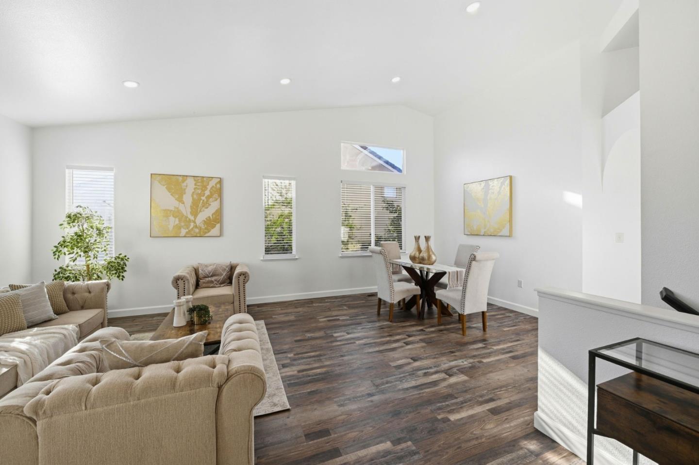 Detail Gallery Image 7 of 62 For 2177 Ceynowa Ln, San Jose,  CA 95121 - 4 Beds | 2/1 Baths