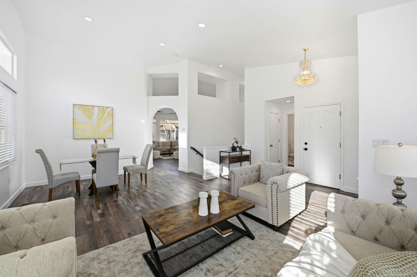 Detail Gallery Image 9 of 62 For 2177 Ceynowa Ln, San Jose,  CA 95121 - 4 Beds | 2/1 Baths