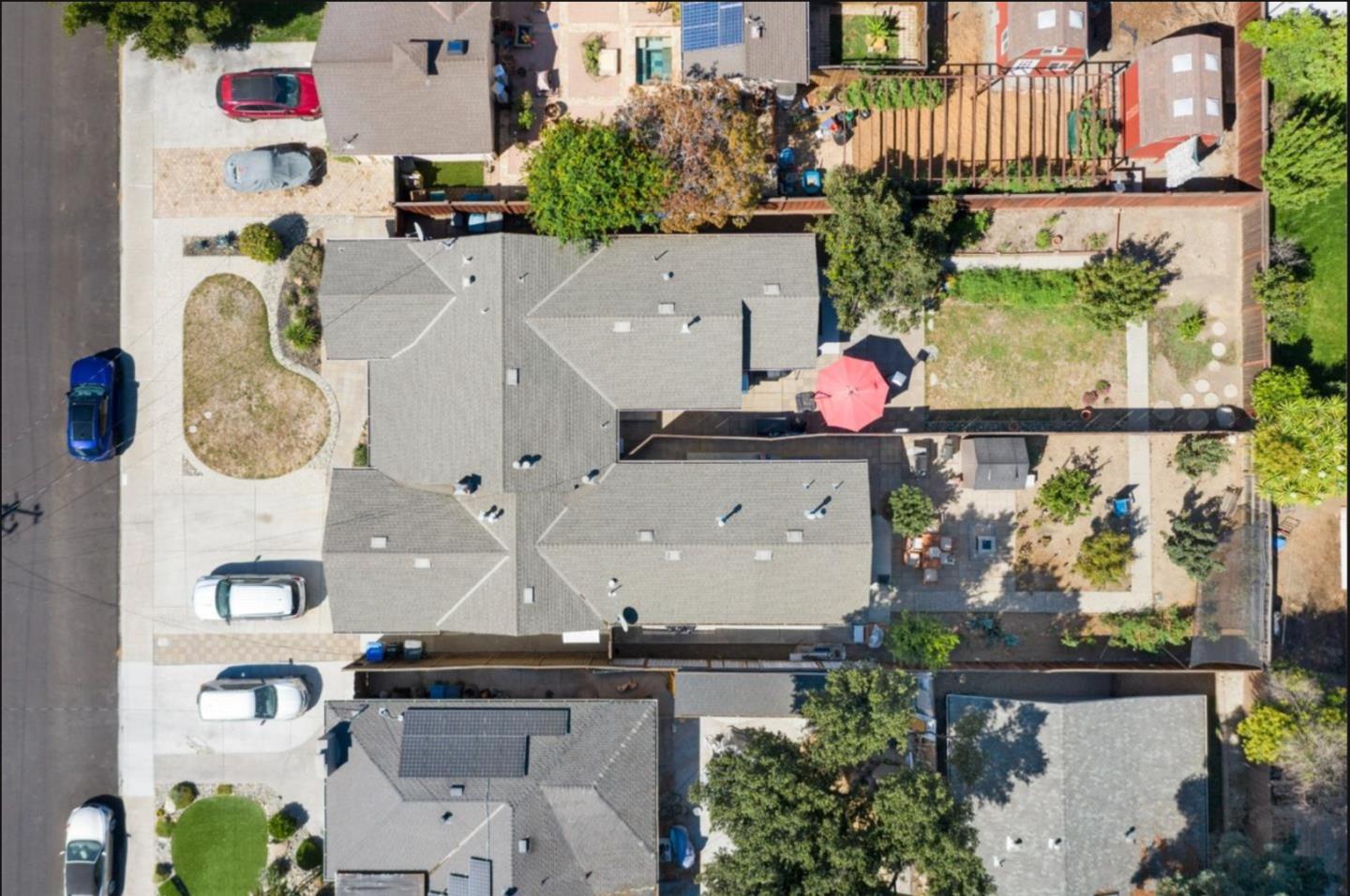 Detail Gallery Image 17 of 31 For 2241 Lindaire Ave, San Jose,  CA 95128 - 5 Beds | 3 Baths