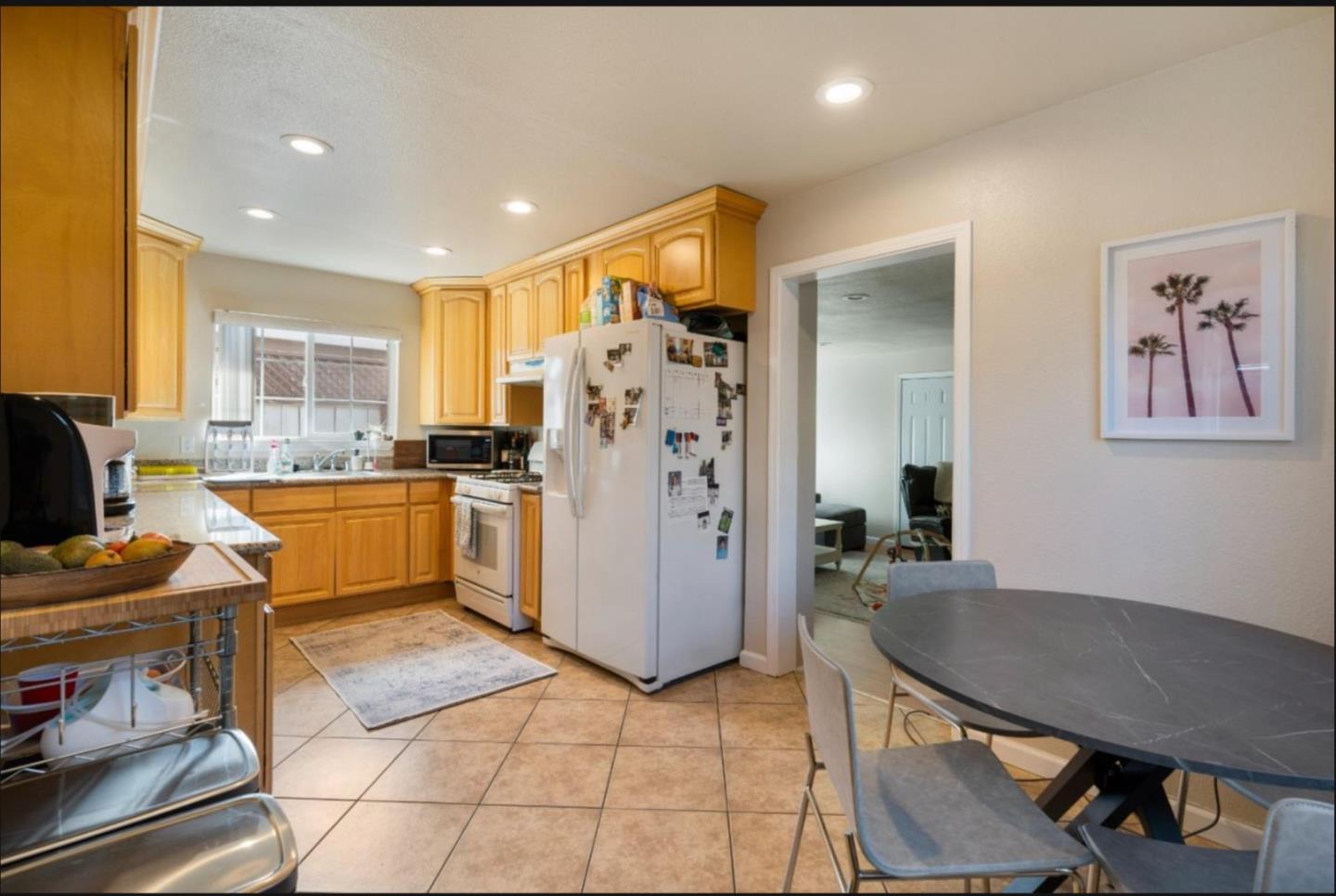 Detail Gallery Image 20 of 31 For 2241 Lindaire Ave, San Jose,  CA 95128 - 5 Beds | 3 Baths