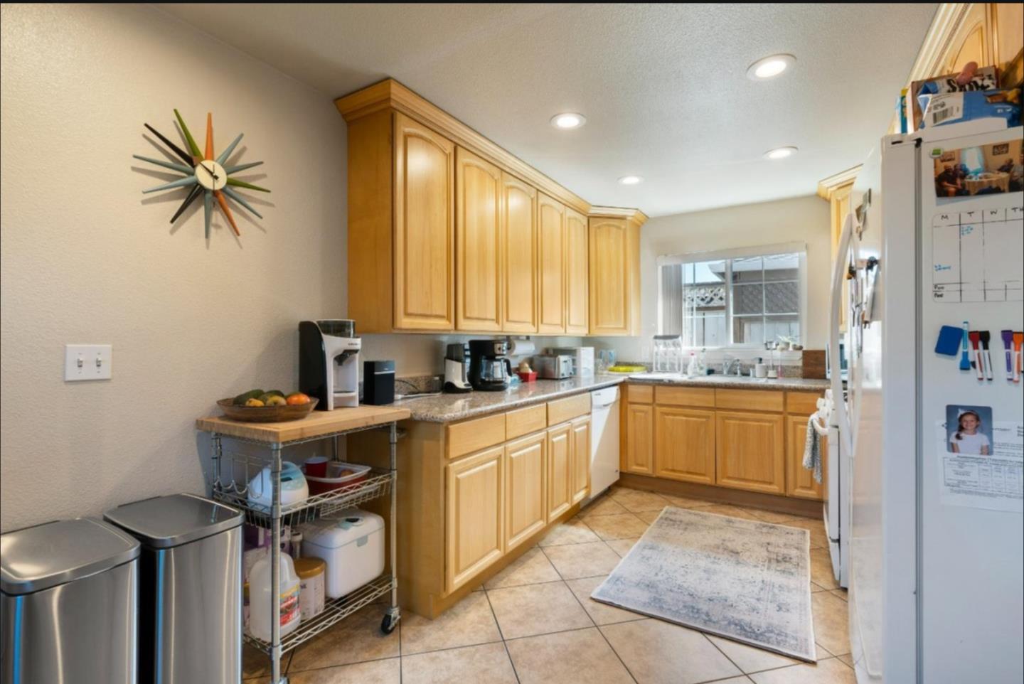 Detail Gallery Image 21 of 31 For 2241 Lindaire Ave, San Jose,  CA 95128 - 5 Beds | 3 Baths