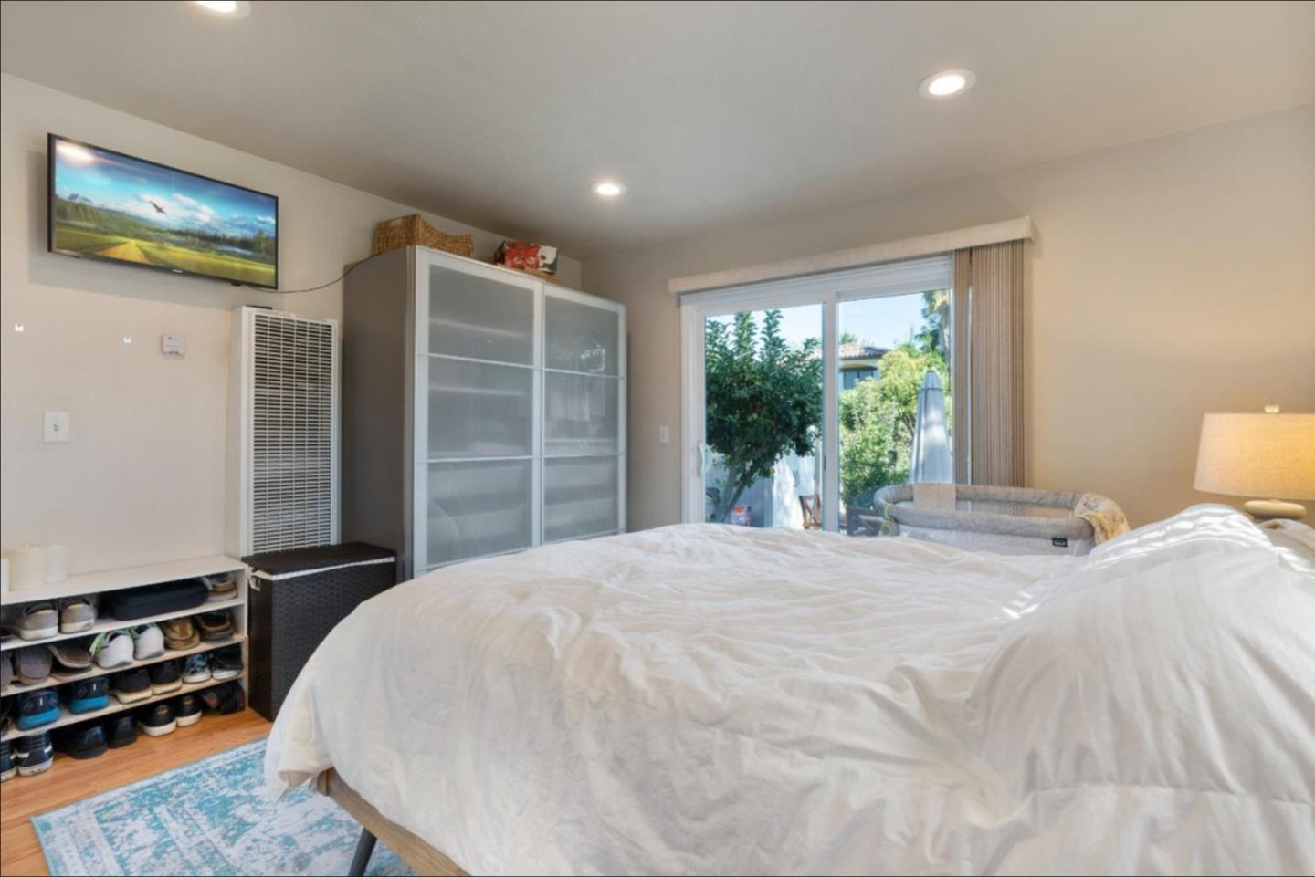 Detail Gallery Image 24 of 31 For 2241 Lindaire Ave, San Jose,  CA 95128 - 5 Beds | 3 Baths