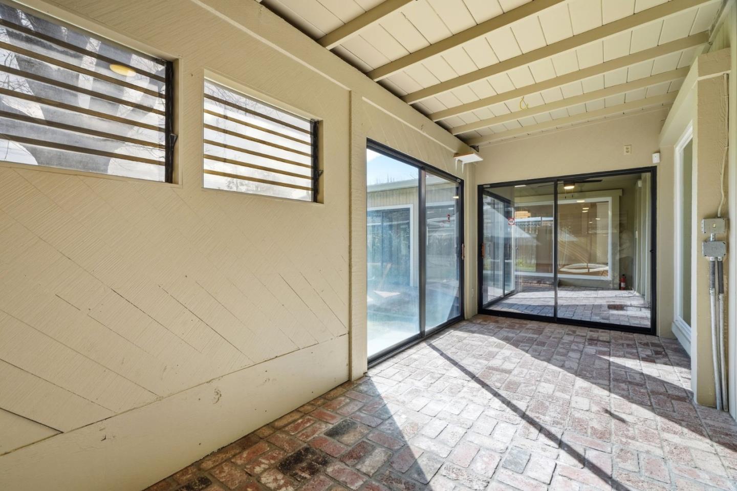 Detail Gallery Image 30 of 38 For 3308 Oxford Ln, San Jose,  CA 95117 - 4 Beds | 2/1 Baths