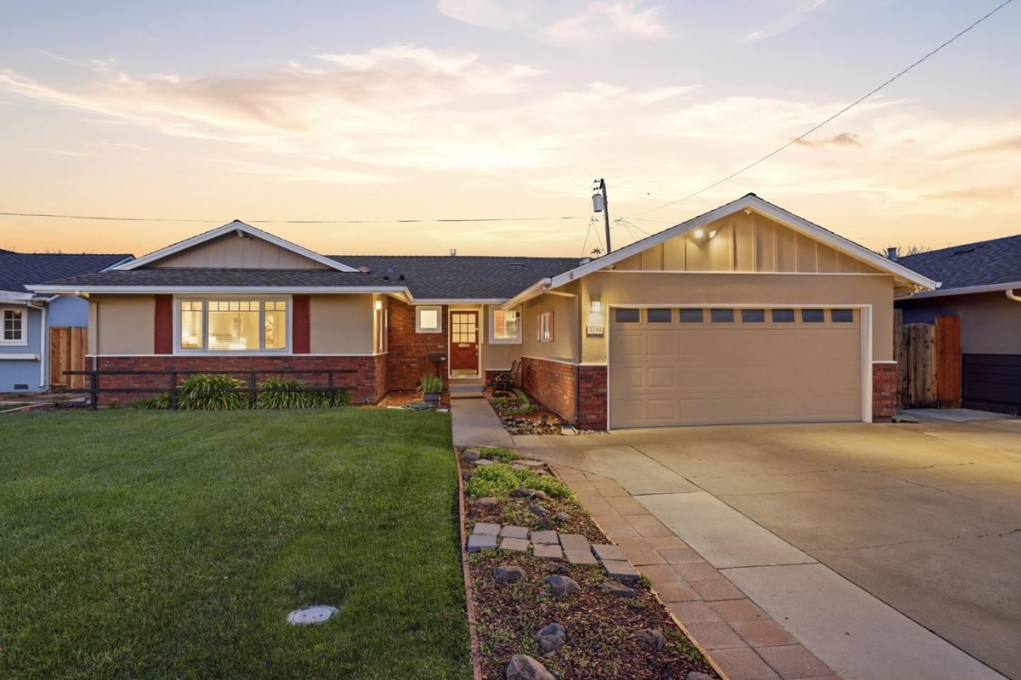 Front Image Thumbnail for ML82037430