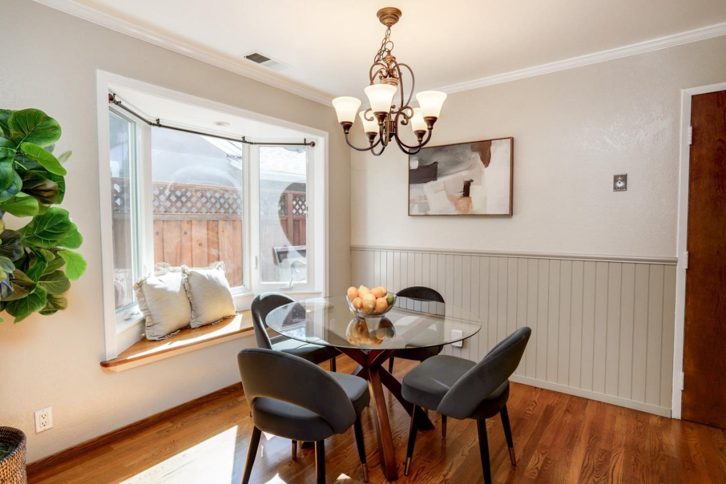 Detail Gallery Image 10 of 61 For 3790 Blossomview Dr, San Jose,  CA 95118 - 3 Beds | 2 Baths