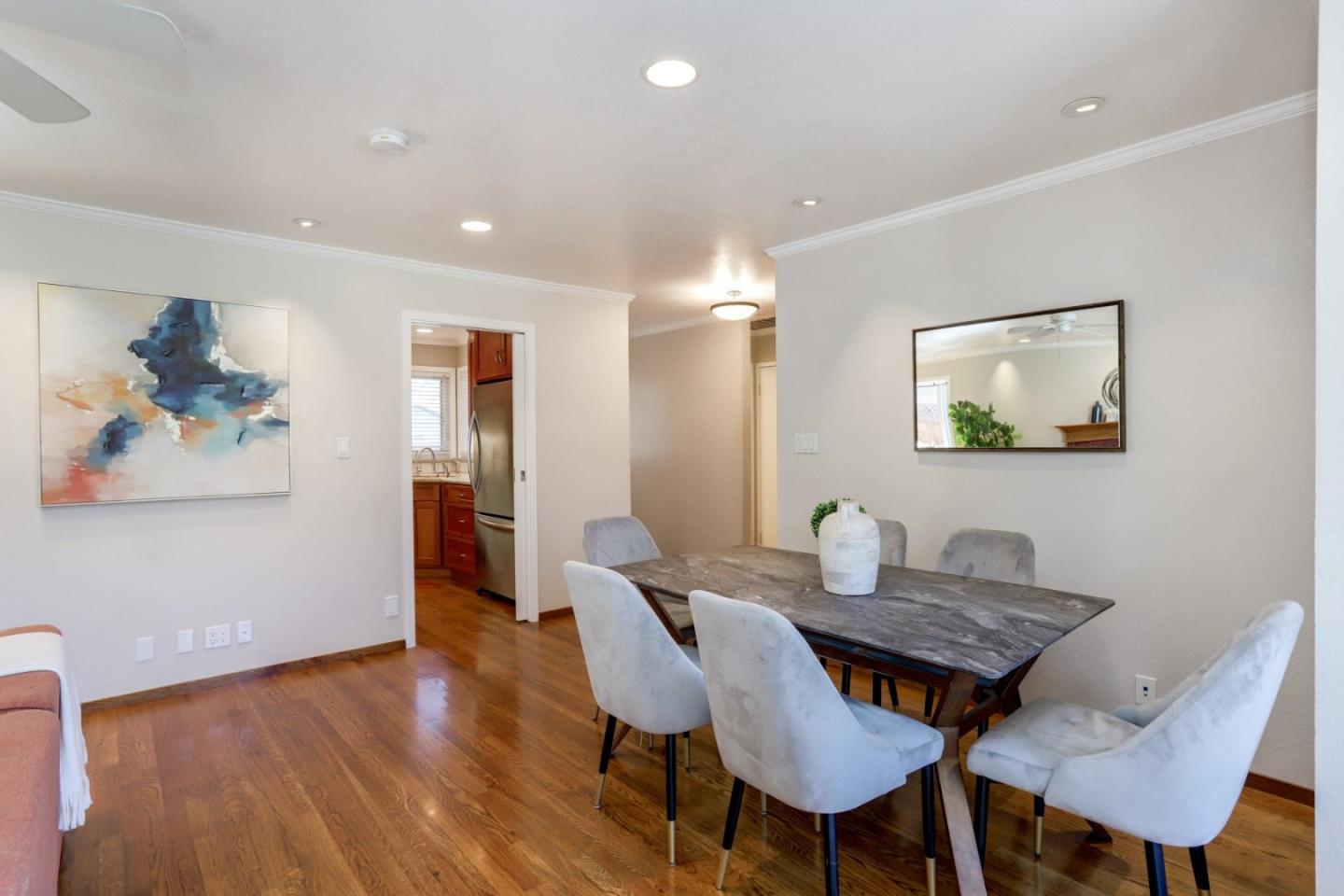 Detail Gallery Image 19 of 61 For 3790 Blossomview Dr, San Jose,  CA 95118 - 3 Beds | 2 Baths