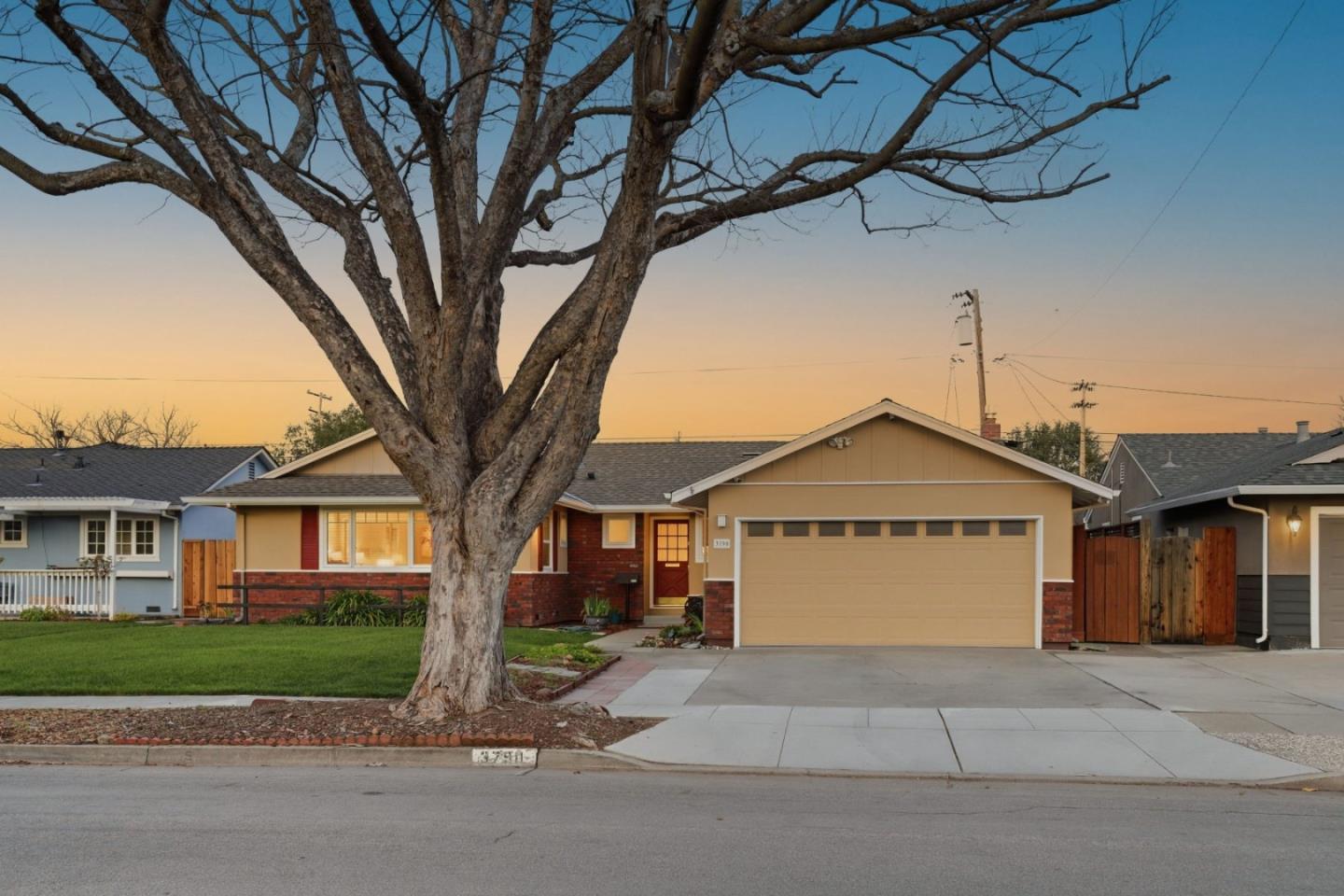 Detail Gallery Image 3 of 61 For 3790 Blossomview Dr, San Jose,  CA 95118 - 3 Beds | 2 Baths