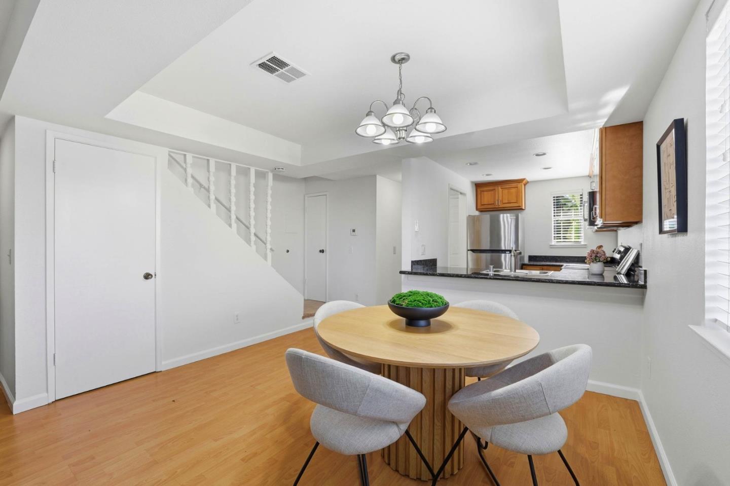 Detail Gallery Image 13 of 45 For 2040 Main St #135,  Santa Clara,  CA 95050 - 2 Beds | 2/1 Baths