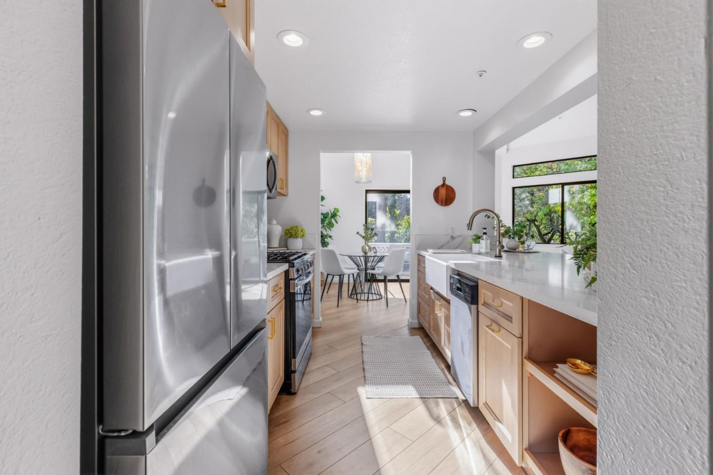 Detail Gallery Image 7 of 37 For 2603 Willowbrook Ln #22,  Aptos,  CA 95003 - 3 Beds | 2 Baths