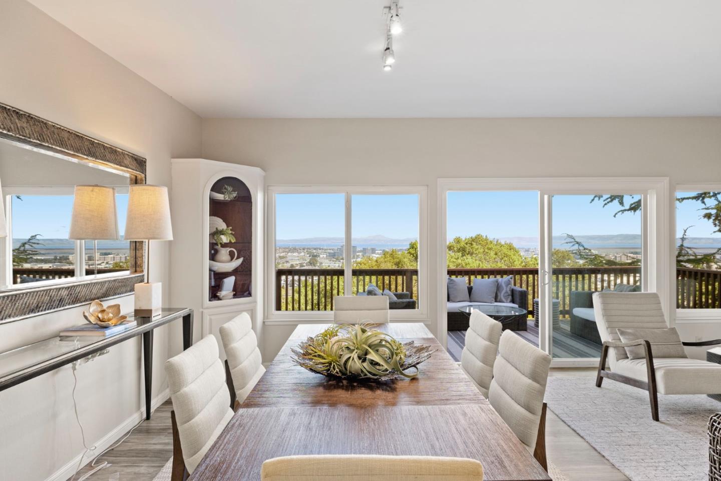 Detail Gallery Image 16 of 44 For 1243 Talbryn Dr, Belmont,  CA 94002 - 3 Beds | 2 Baths