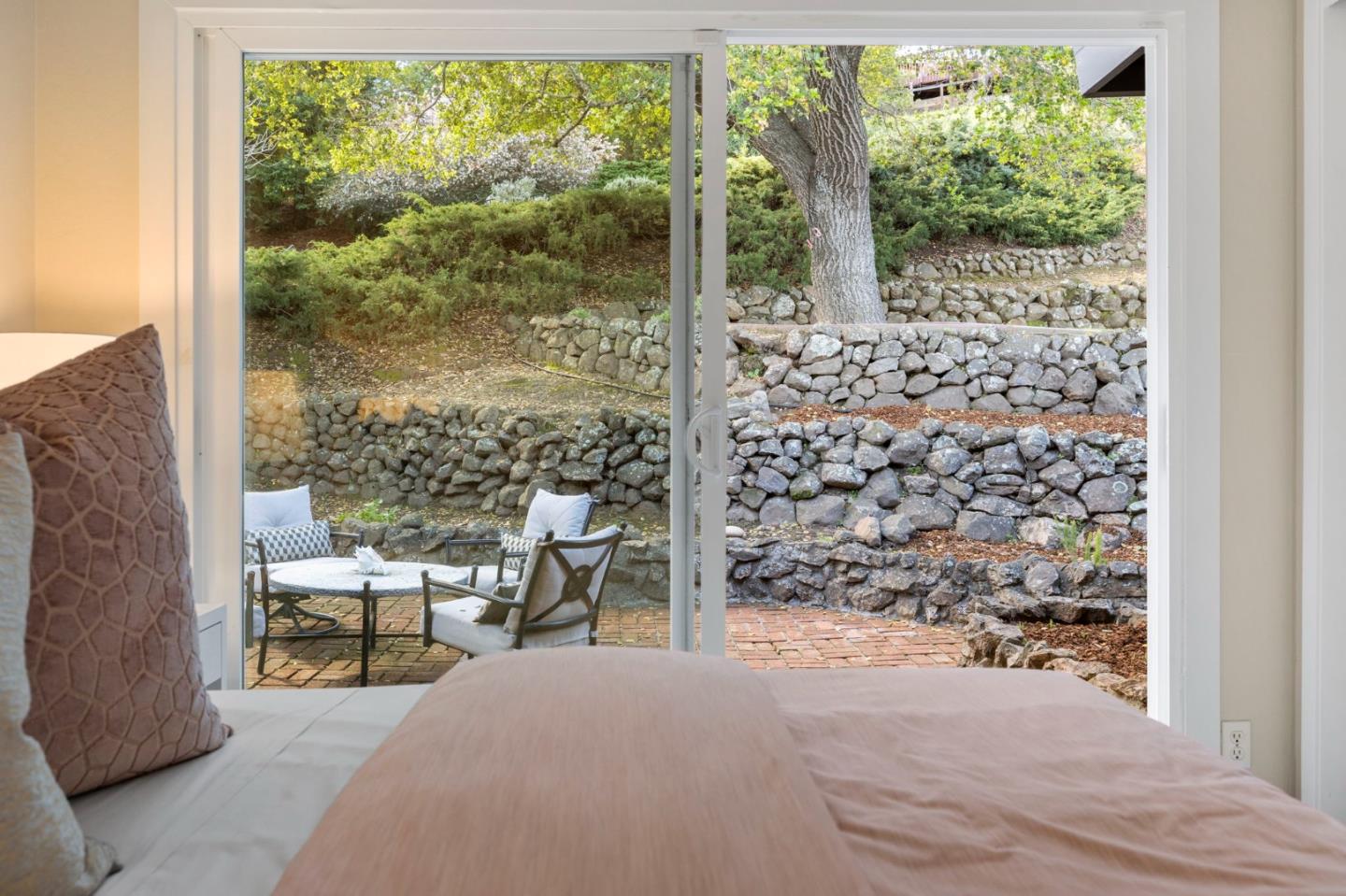 Detail Gallery Image 38 of 44 For 1243 Talbryn Dr, Belmont,  CA 94002 - 3 Beds | 2 Baths