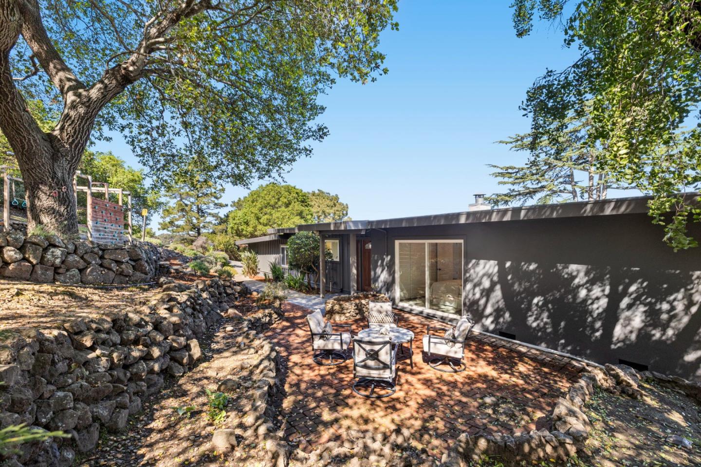 Detail Gallery Image 43 of 44 For 1243 Talbryn Dr, Belmont,  CA 94002 - 3 Beds | 2 Baths