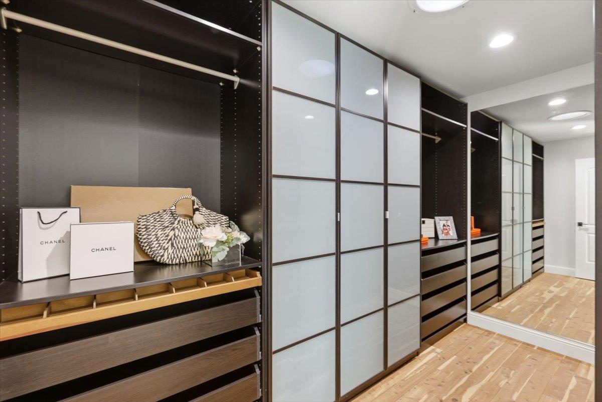 Detail Gallery Image 23 of 50 For 20483 Glen Brae Dr, Saratoga,  CA 95070 - 5 Beds | 3 Baths