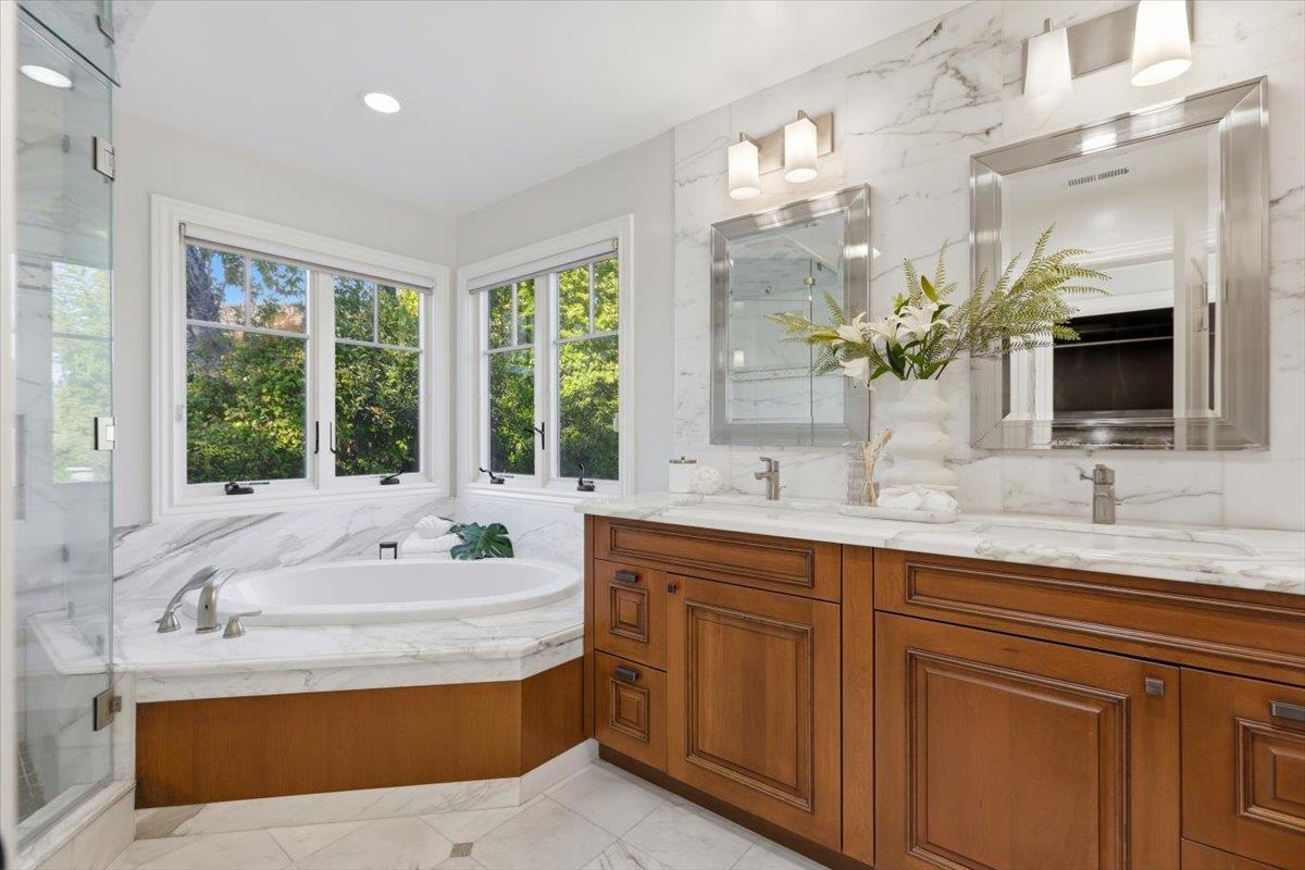 Detail Gallery Image 26 of 50 For 20483 Glen Brae Dr, Saratoga,  CA 95070 - 5 Beds | 3 Baths