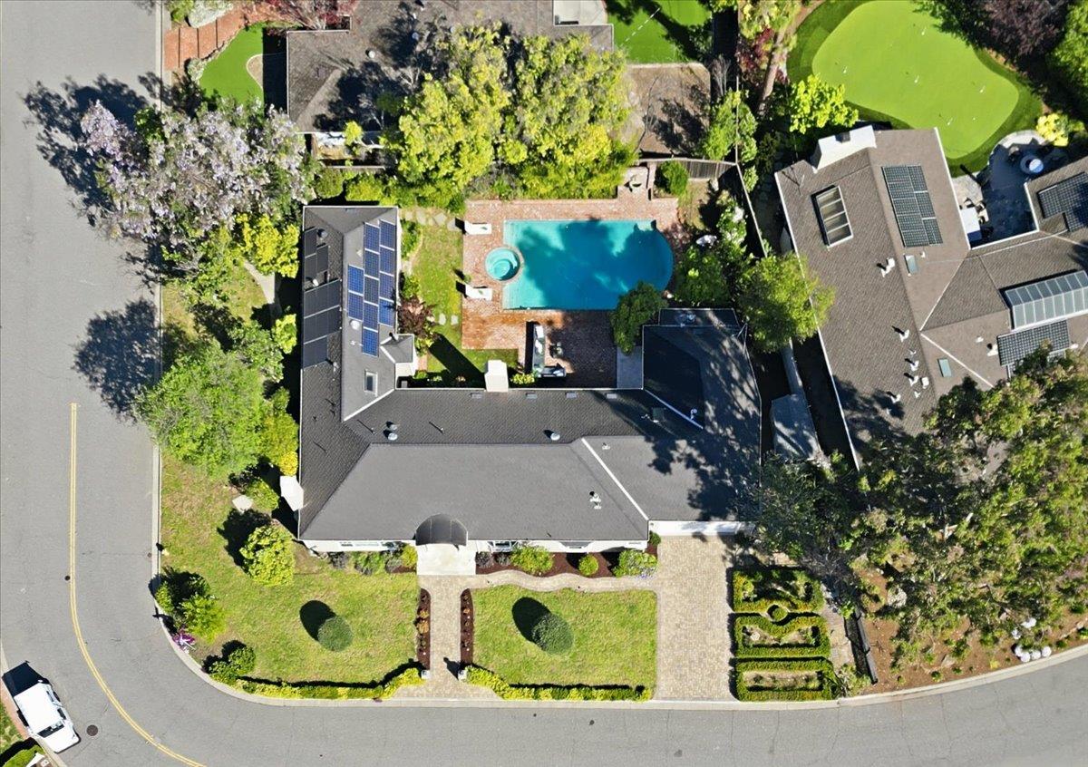 Detail Gallery Image 43 of 50 For 20483 Glen Brae Dr, Saratoga,  CA 95070 - 5 Beds | 3 Baths